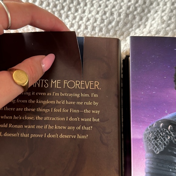 These hollow vows & these twisted bonds by Lexi Ryan - Picture 3 of 3